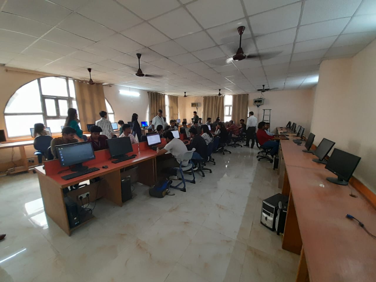 GNIT College of Pharmacy – Greater Noida