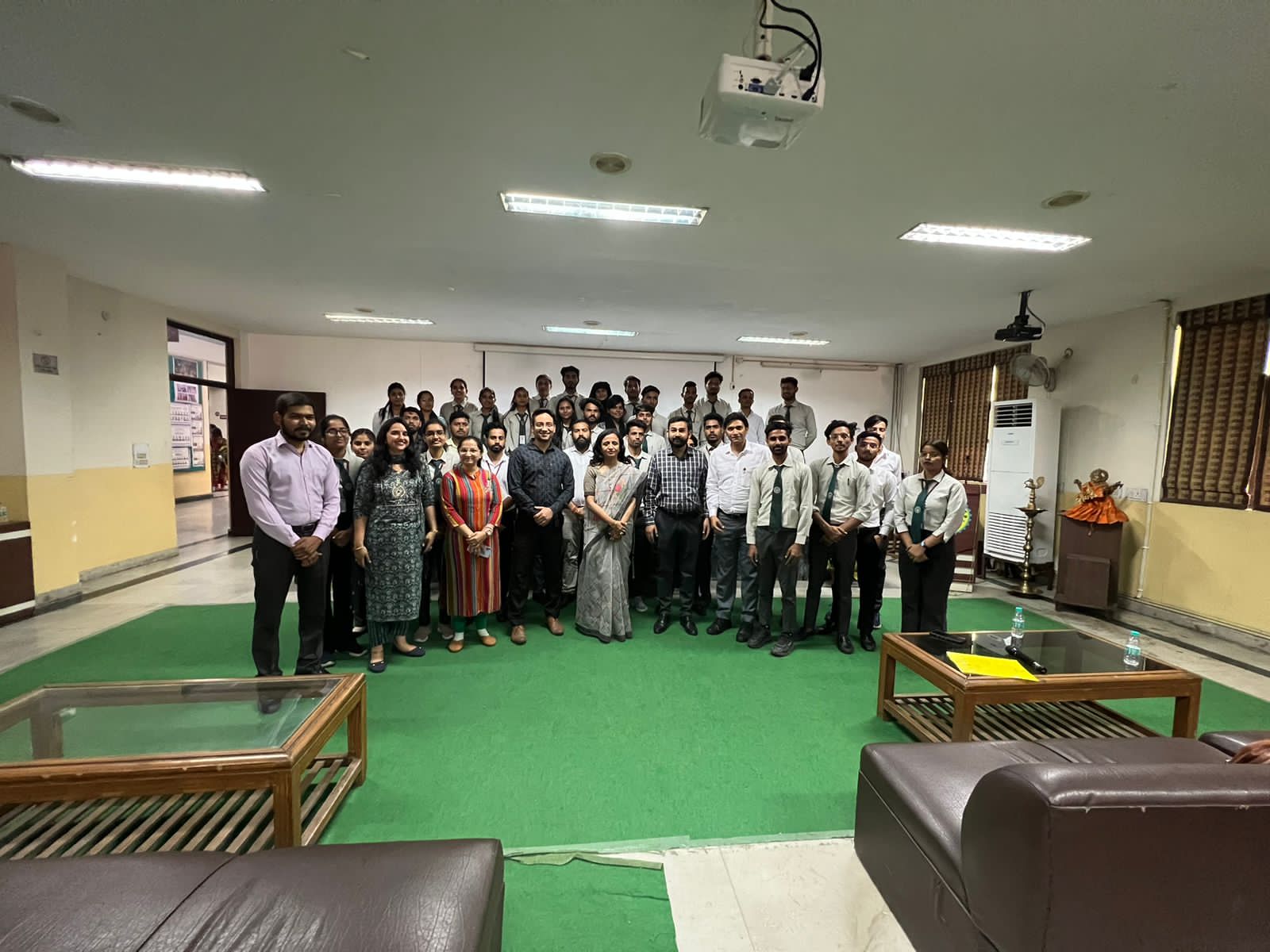 Sunderdeep Pharmacy  College-Ghaziabad
